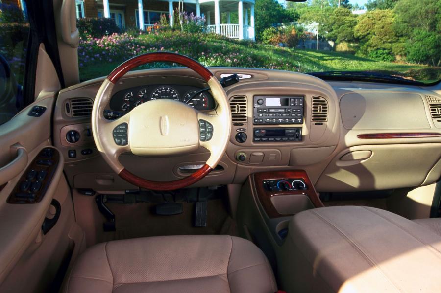  Lincoln Navigator 1998 года  (фото 63 из 72)